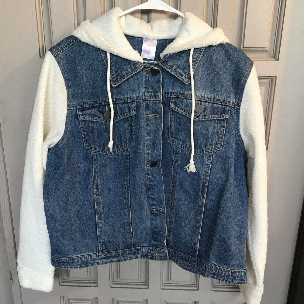 No Boundaries Jean Jacket Plus Sz1X Blue/Cream Fleece Sleeves/Hood So Cute
